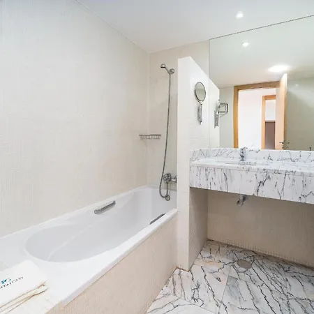 Bright Marina With Peaceful Views #1991 *