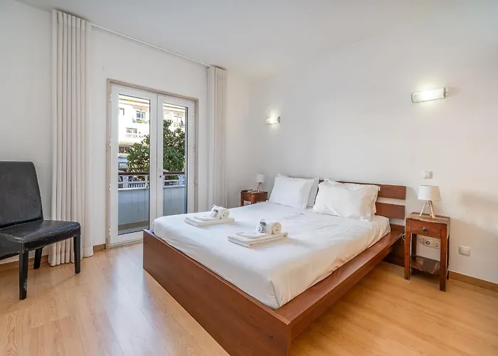 Apartment Bright Marina With Peaceful Views #1991