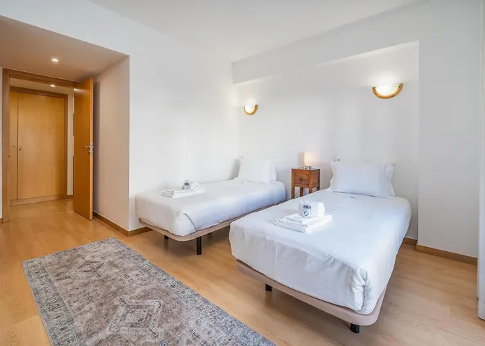 Bright Marina With Peaceful Views #1991 *