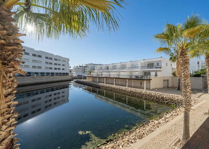 Bright Marina With Peaceful Views #1991 Apartment *