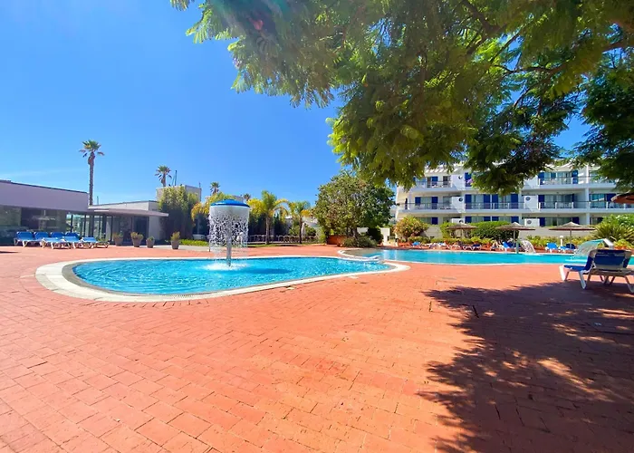 Bright Marina With Peaceful Views #1991 Lagos