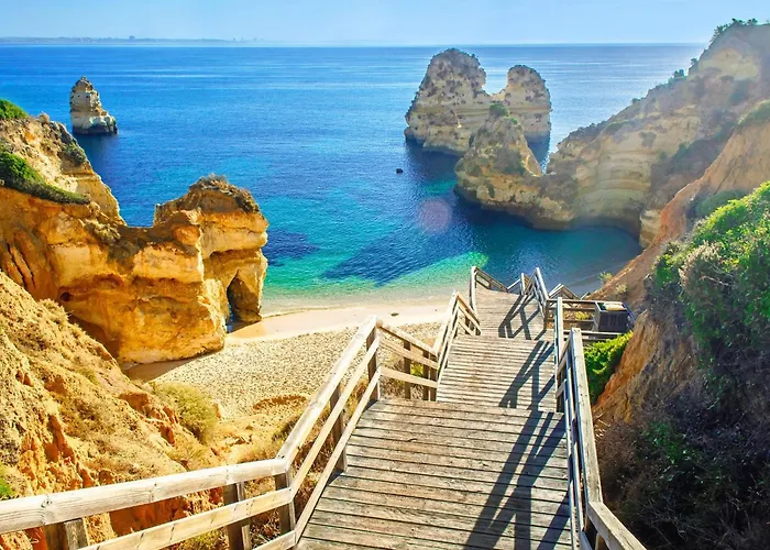 Bright Marina With Peaceful Views #1991 Lagos