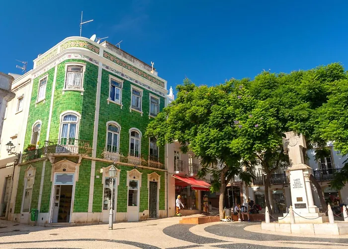 Bright Marina With Peaceful Views #1991 Apartment