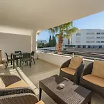 Bright Marina With Peaceful Views #1991 Appartement